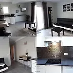 Apartamento Modern With Private Pool